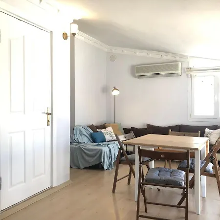 Cozy Bright In The Center Διαμέρισμα *
